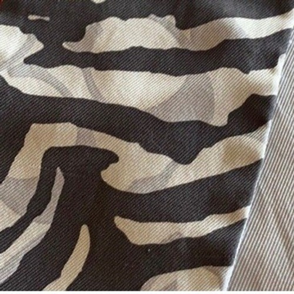 Coach Silk Zebra Signature C Skinny Scarf Rhinestone Logo Black Grey - Picture 5 of 9